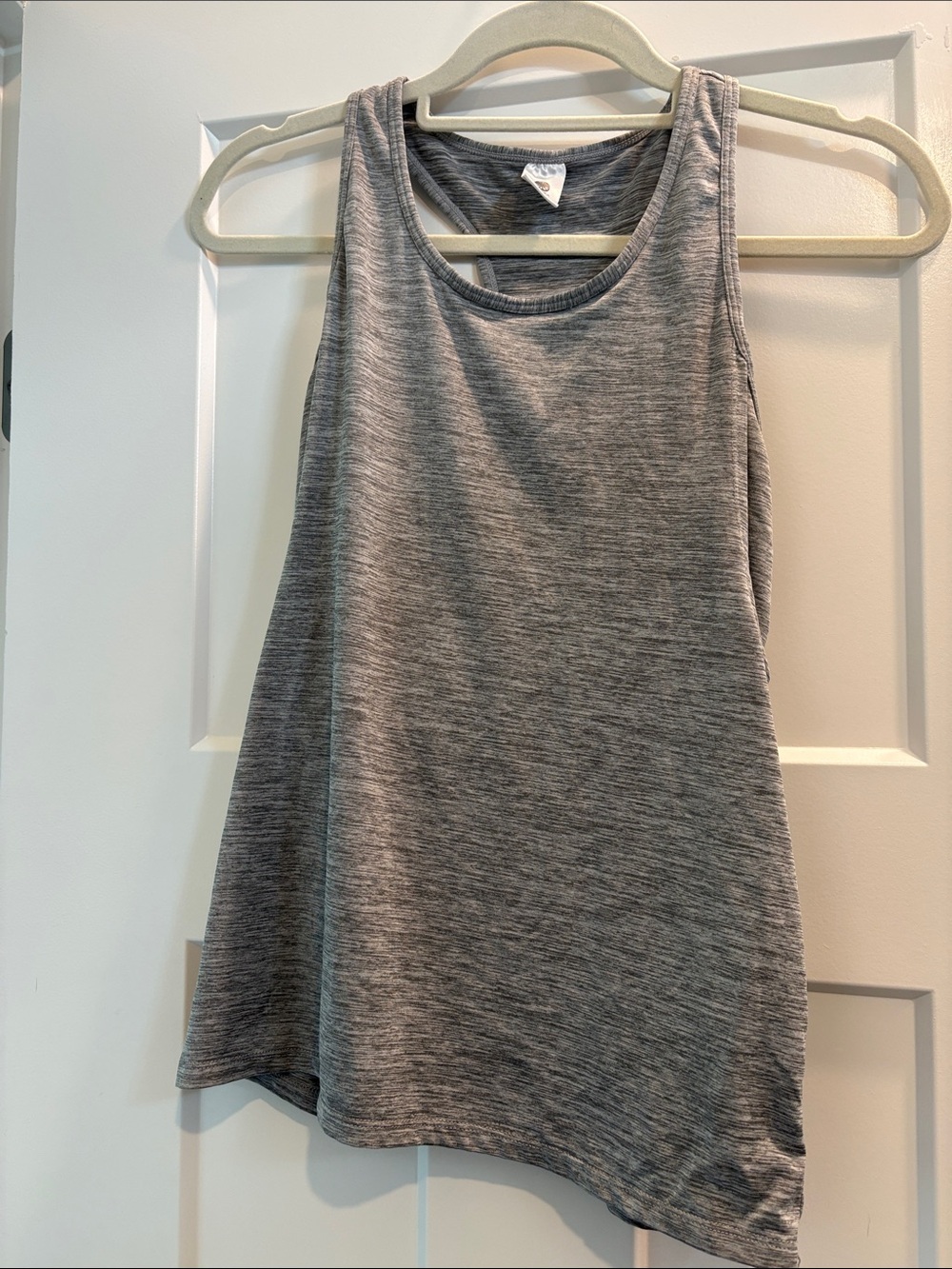 Senita Athletics Gray Heathered Tank Top